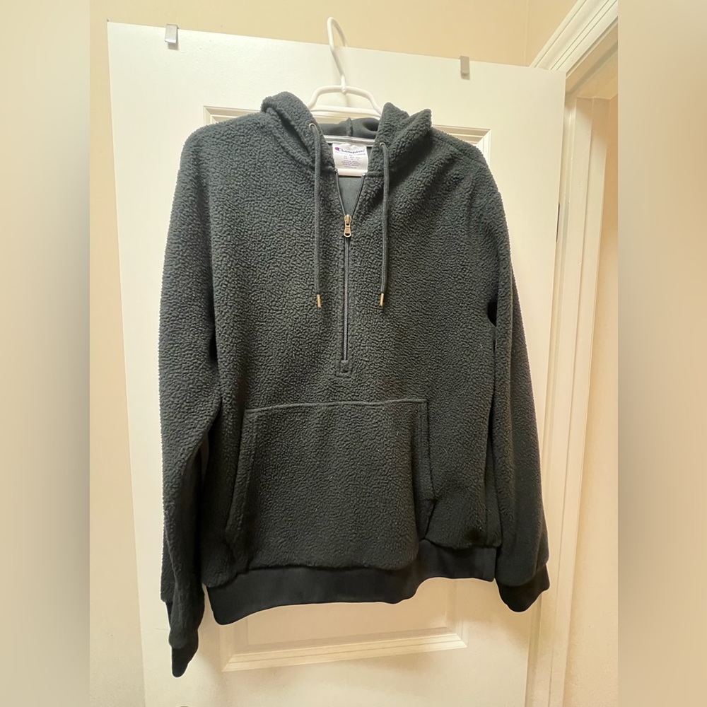 Champion Men’s Black Fleece Size Medium Quarter Zip Sweatshirt